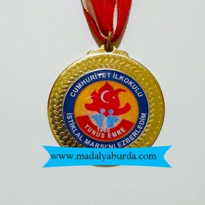 ARTIK-OKUYORUM-YAZIYORUM-MADALYASI22