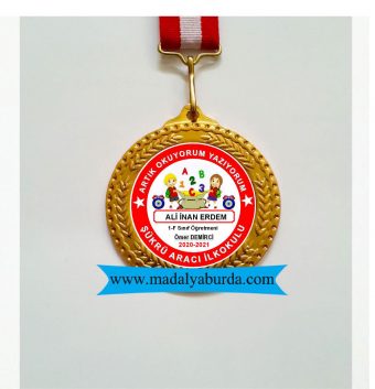 okuma-yazma-bayramı-madalyası